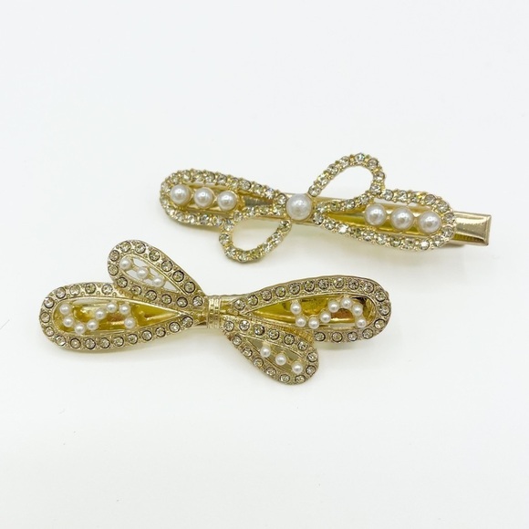 Set of 2 Bow-and-Pearl Pavé Hair Clips - Picture 1 of 4